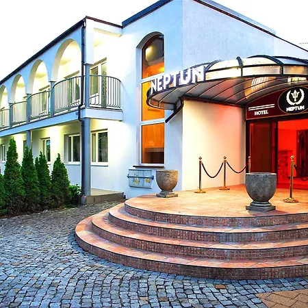 Hotel Kompas *